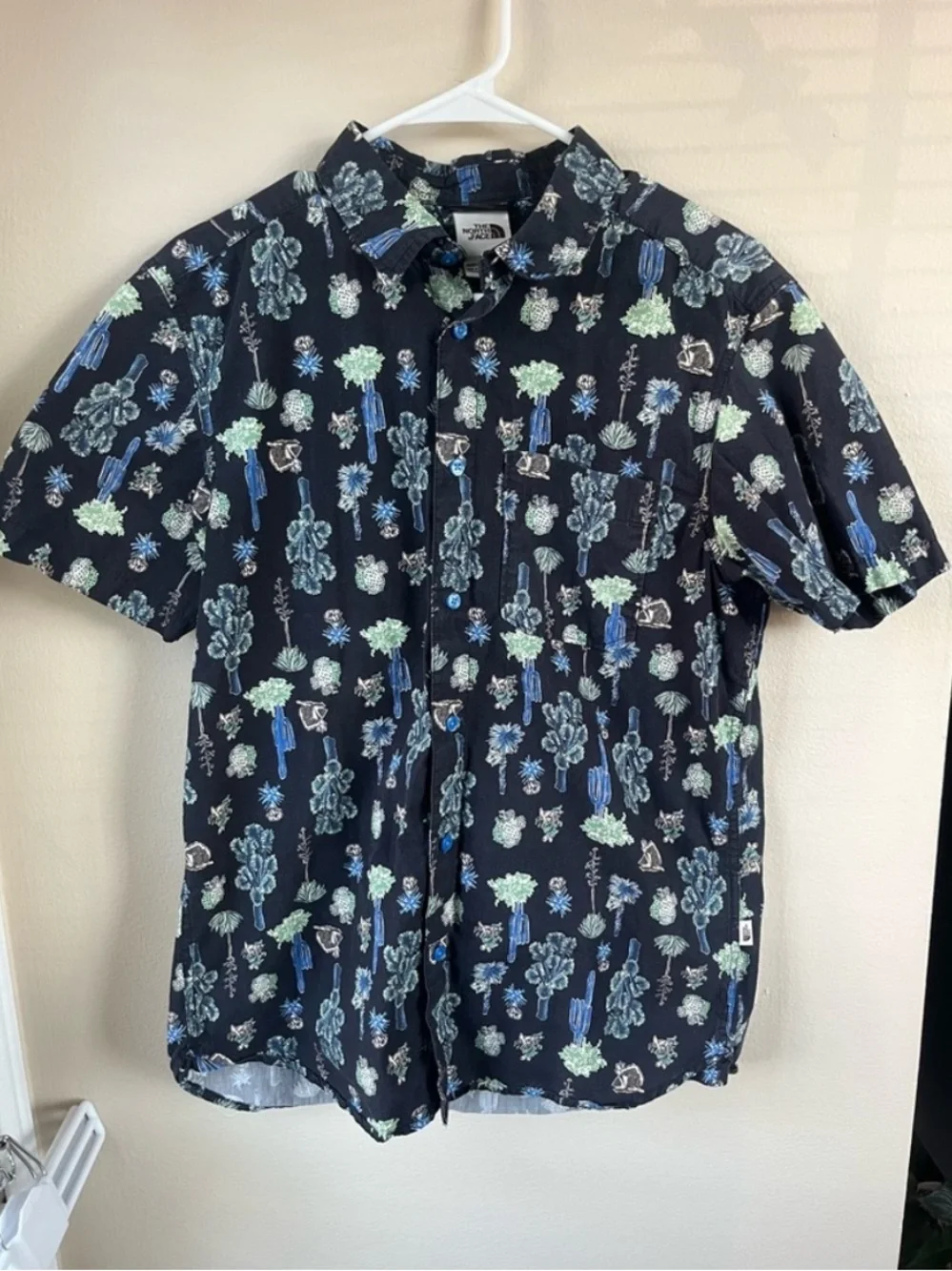 The Northface Men’s Short-Sleeve Baytrail Pattern Shirt